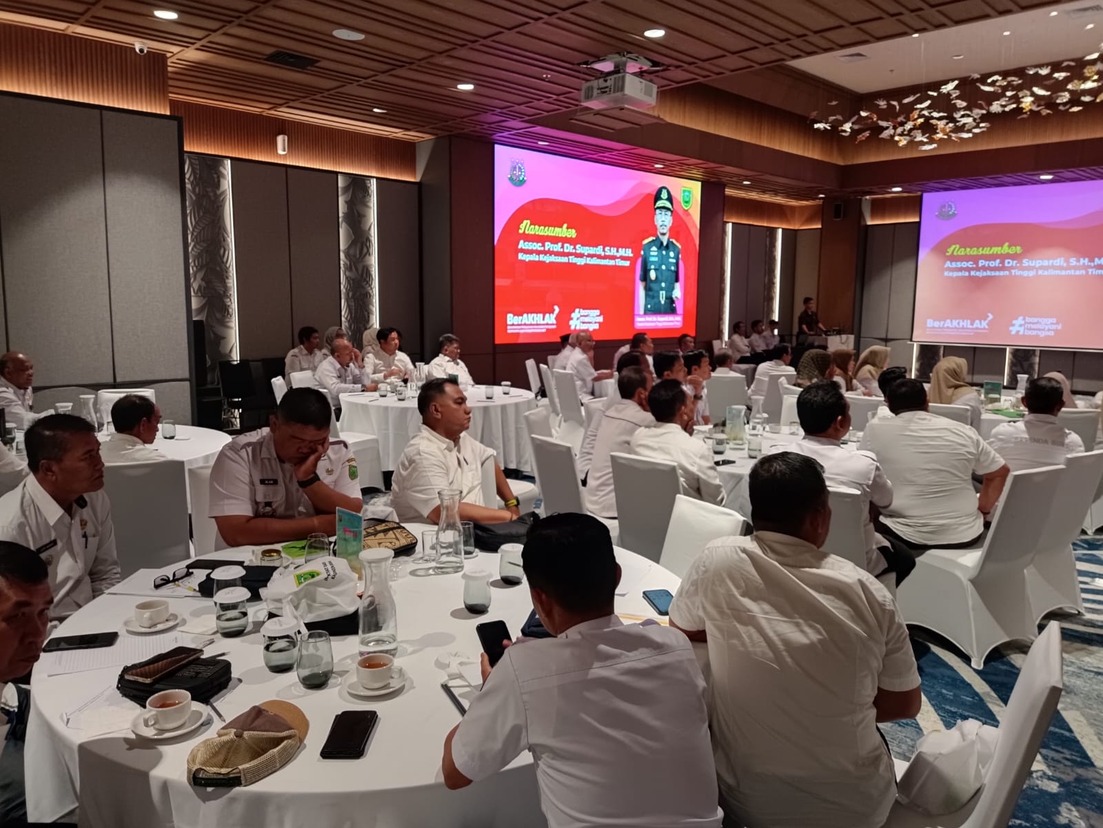 Bangun Berau yang Taat Hukum, Pemkab Berau Hadirkan Kajati Kaltim dalam Seminar Akuntabilitas.